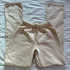 Good American cream straight leg sweatpants